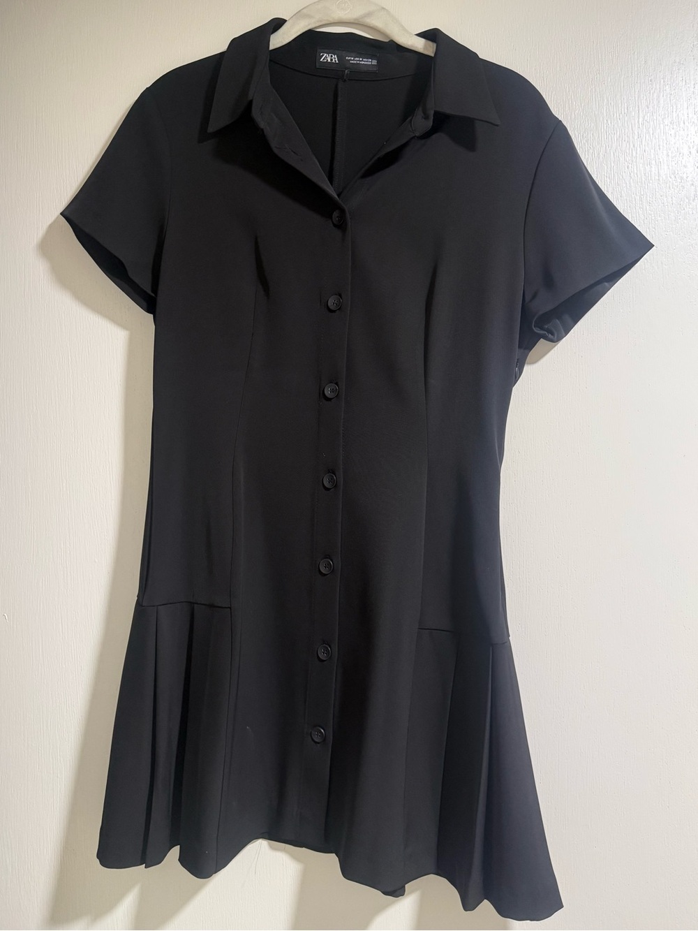 Zara Black Short-Sleeve Button-Front
